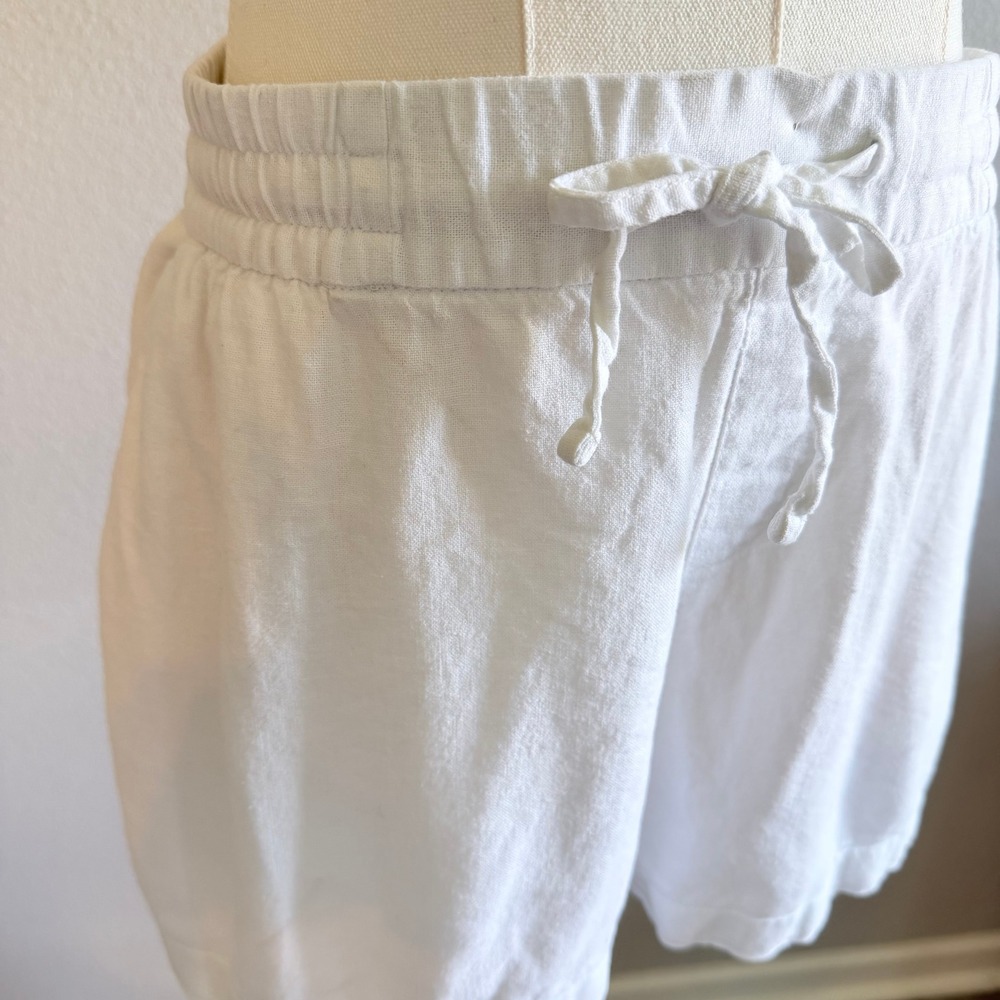 Womens White Linen Blend Drawstring Pull On Shorts Large Classic Summer Beach - Picture 3 of 7
